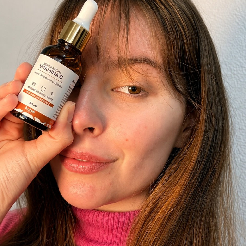 Sérum Anti-idade Vitamina C + Ácido Hialurônico